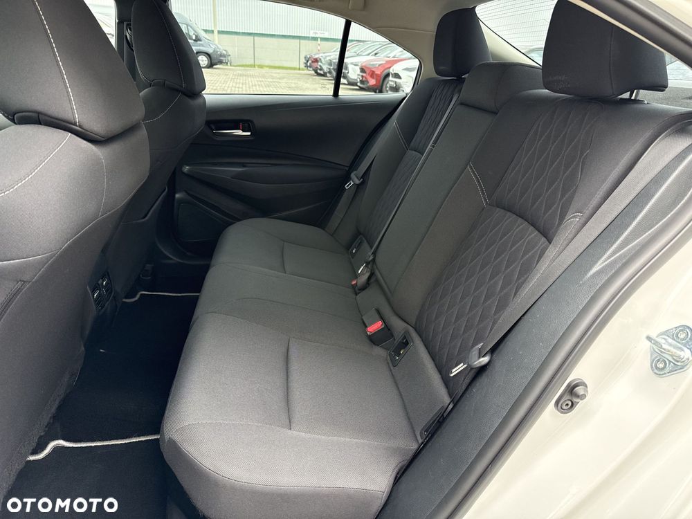 Toyota Corolla 1.8 Hybrid Comfort - 12
