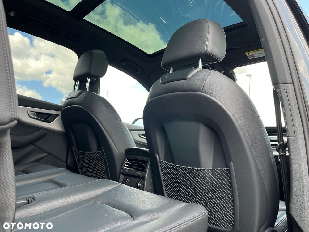 Audi Q7 - 17
