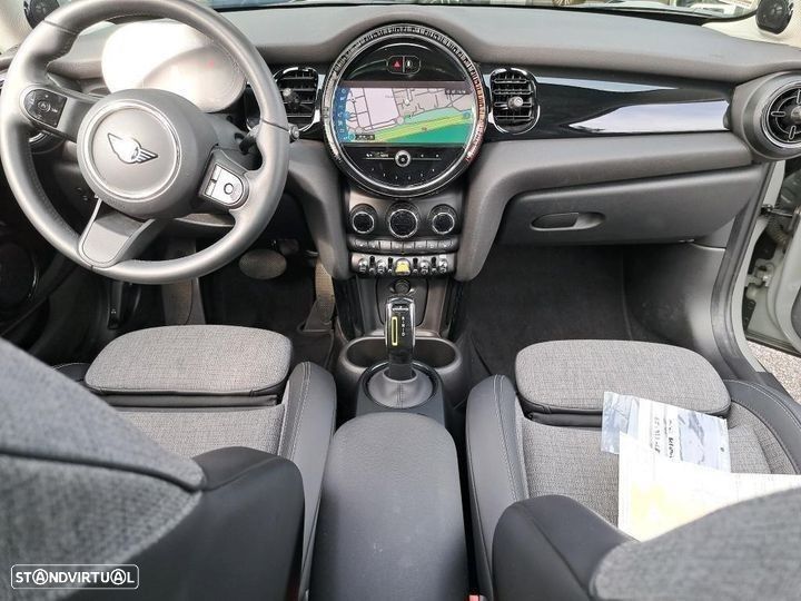 MINI 3 Portas Cooper SE - 4