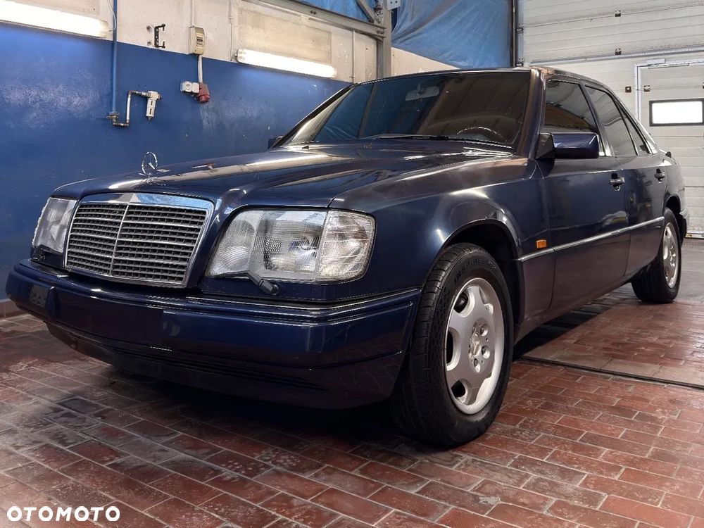 Mercedes-Benz Klasa E - 2