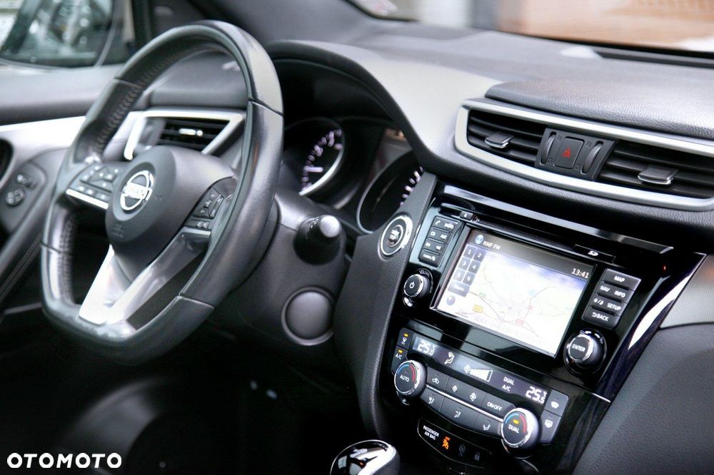 Nissan Qashqai 1.2 DIG-T Xtronic TEKNA+ - 13