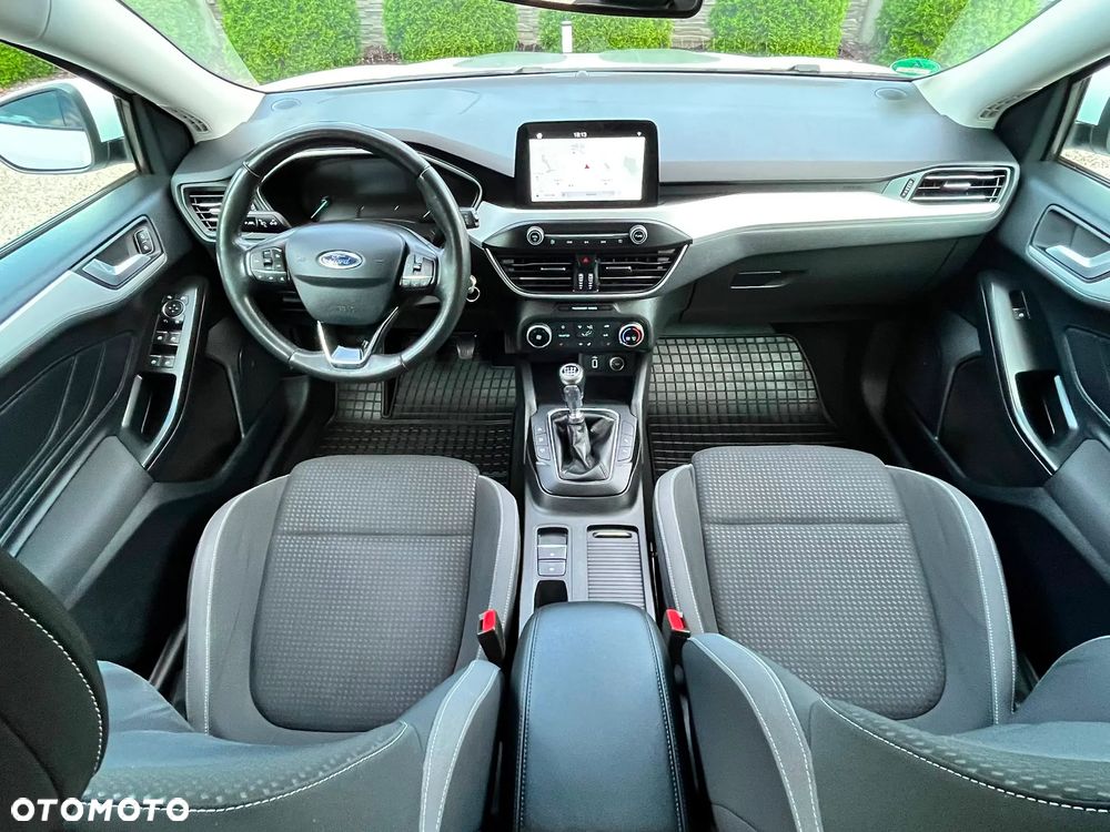 Ford Focus 1.5 EcoBlue Start-Stopp-System COOL&CONNECT - 4
