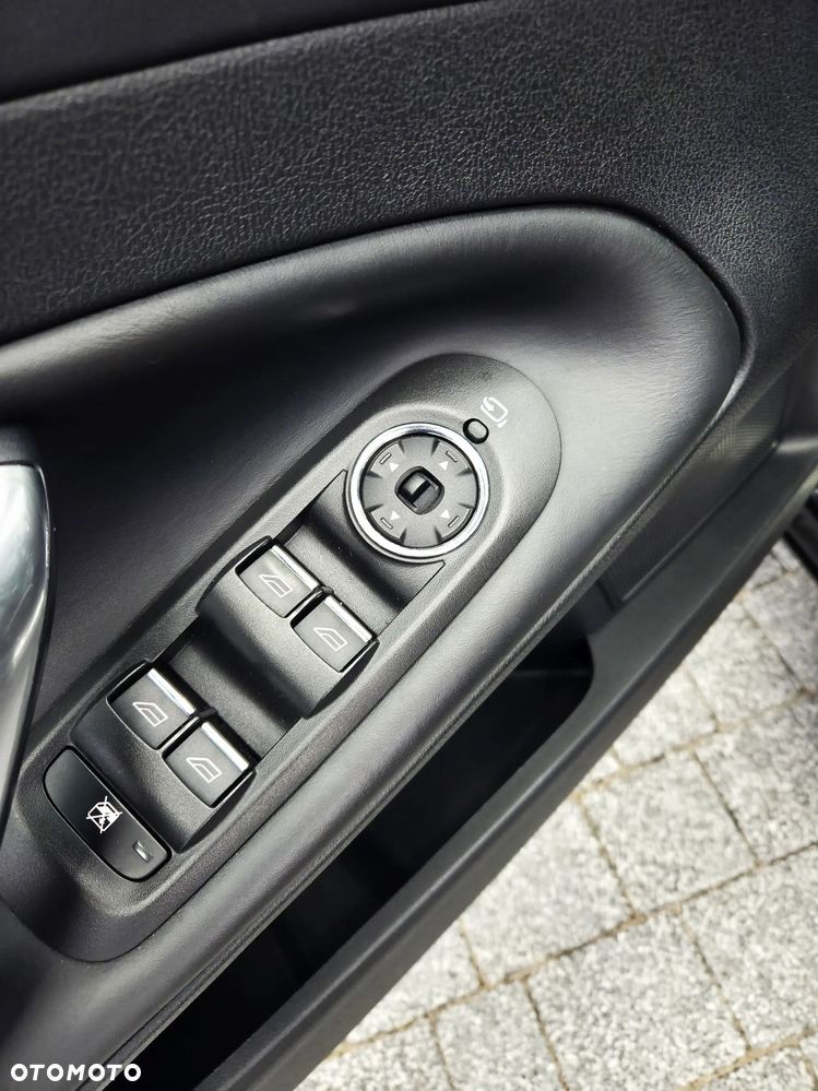 Ford Mondeo - 31