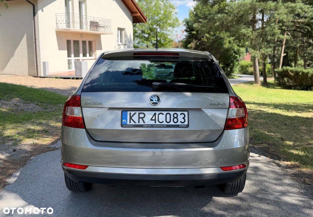Skoda RAPID 1.2 TSI Elegance - 9
