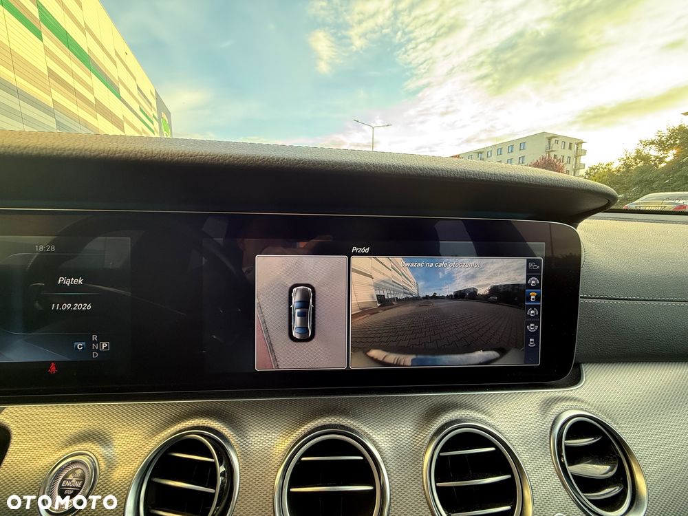 Mercedes-Benz Klasa E 220 d 9G-TRONIC - 12