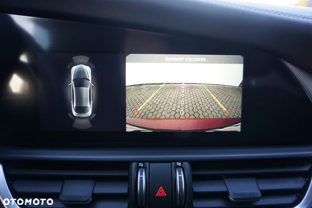 Alfa Romeo Giulia 2.0 Turbo Veloce Q4 - 17