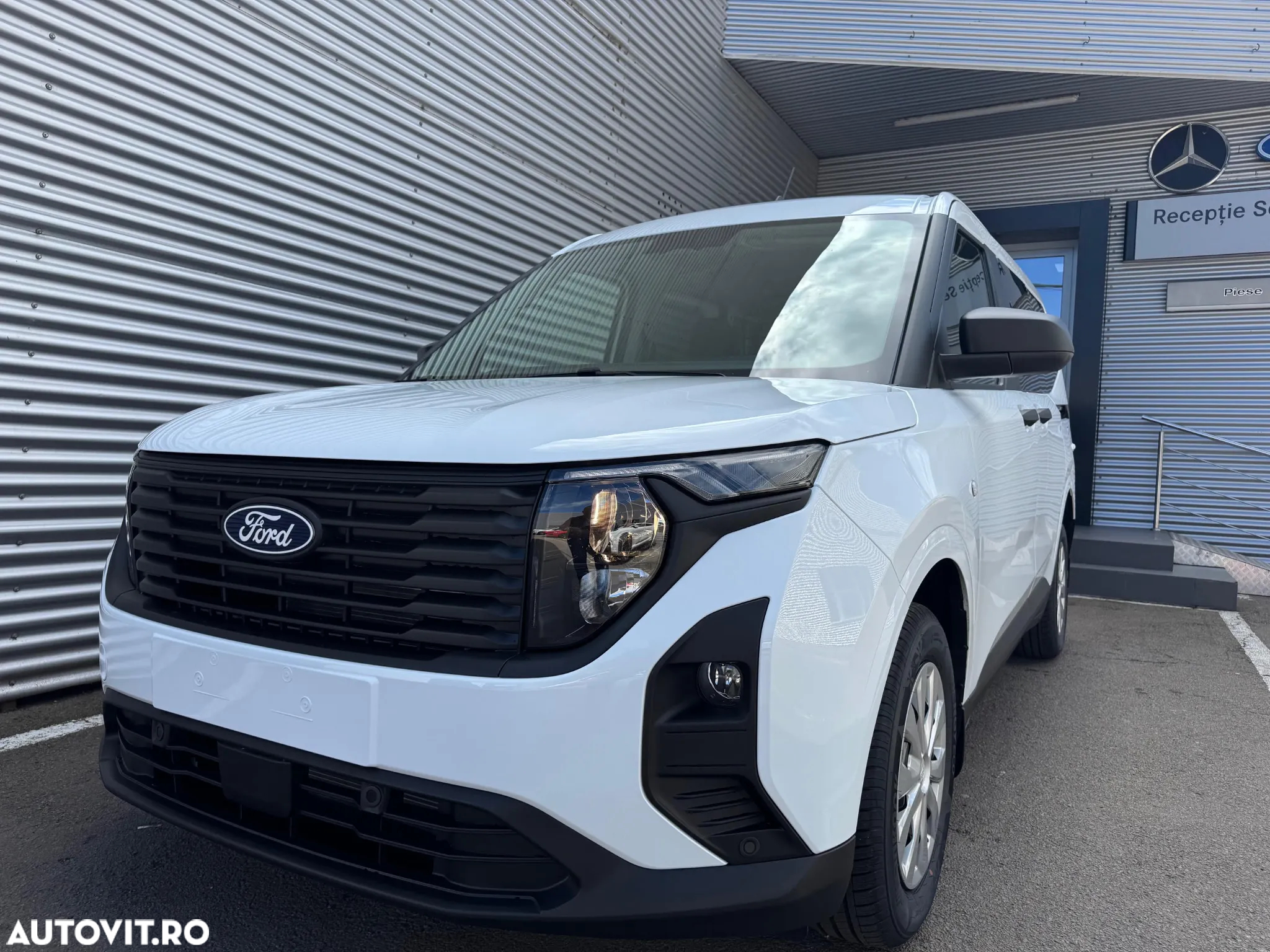 Ford Courier - 7