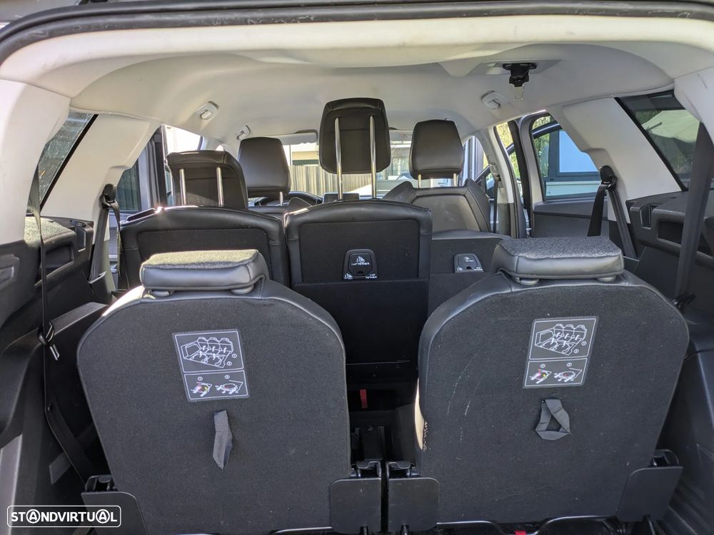 Peugeot 5008 THP 165 EAT6 Allure - 7