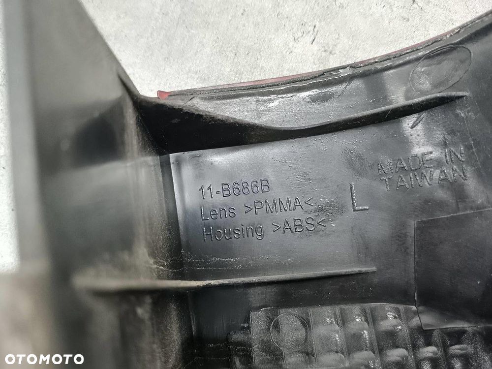 LAMPA TYLNA LEWA MERCEDES-BENZ VIANO 11-B686B - 8