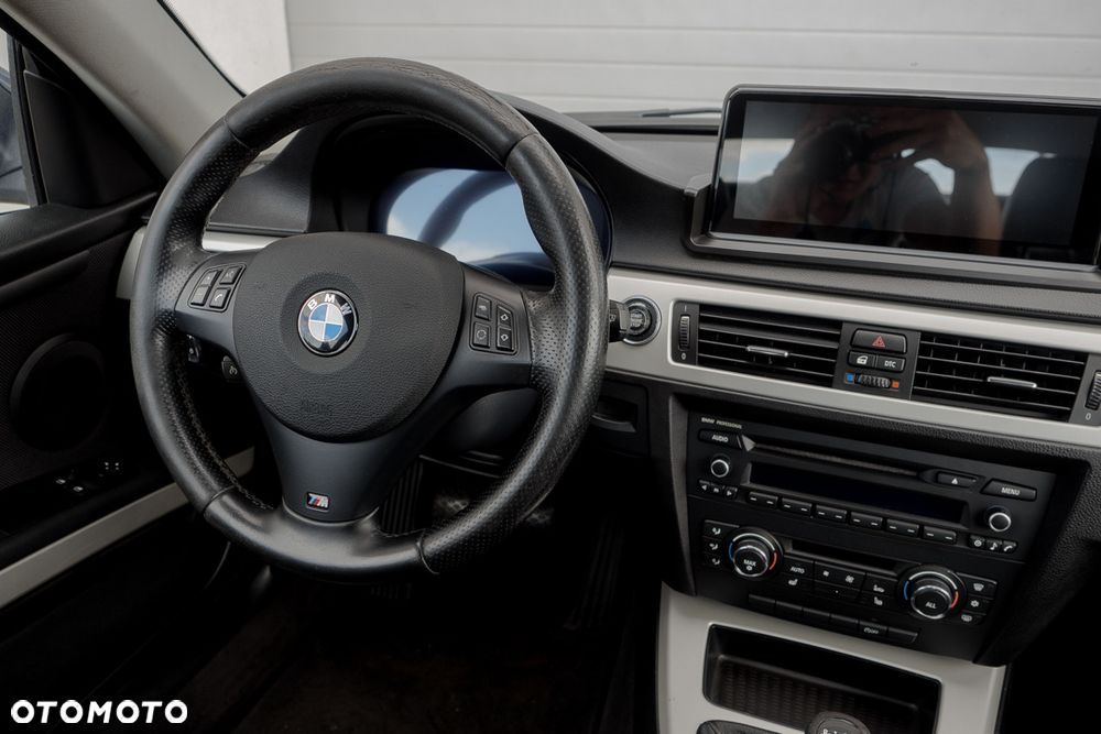 BMW Seria 3 320d - 34