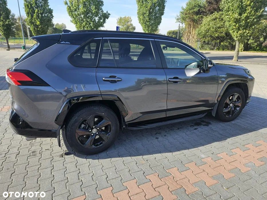 Toyota RAV4 - 3