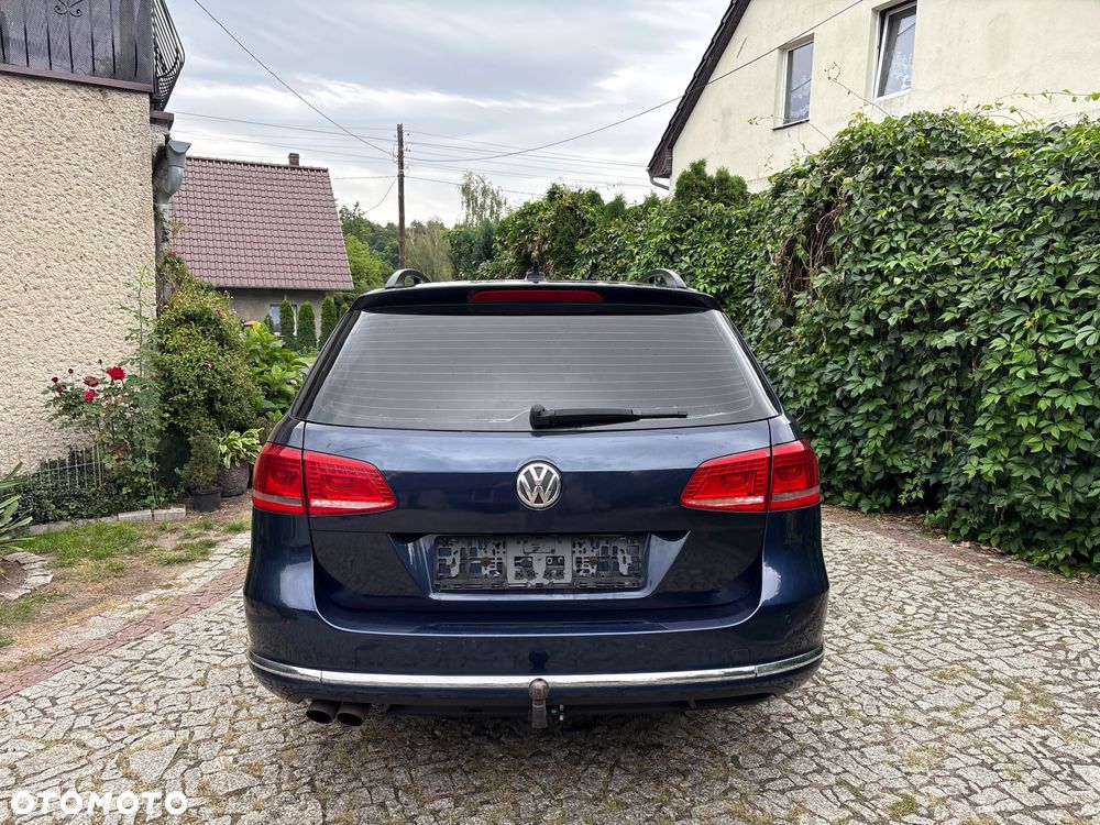 Volkswagen Passat 2.0 TDI Highline - 6