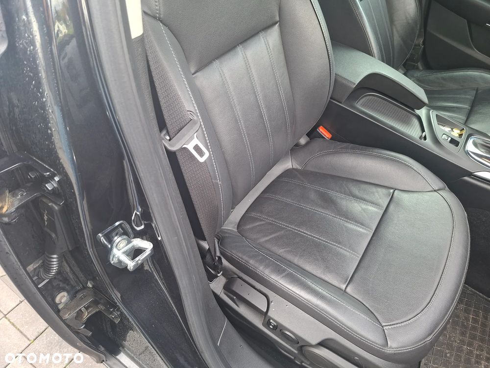 Opel Insignia 2.0 T Cosmo - 24