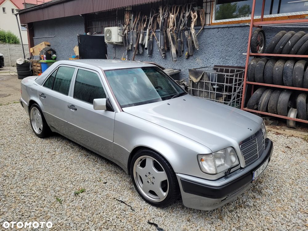 Mercedes-Benz Klasa E ver-500 - 3