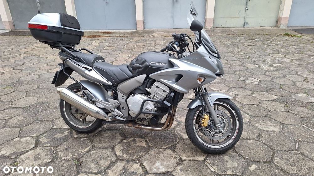 Honda CBF - 3