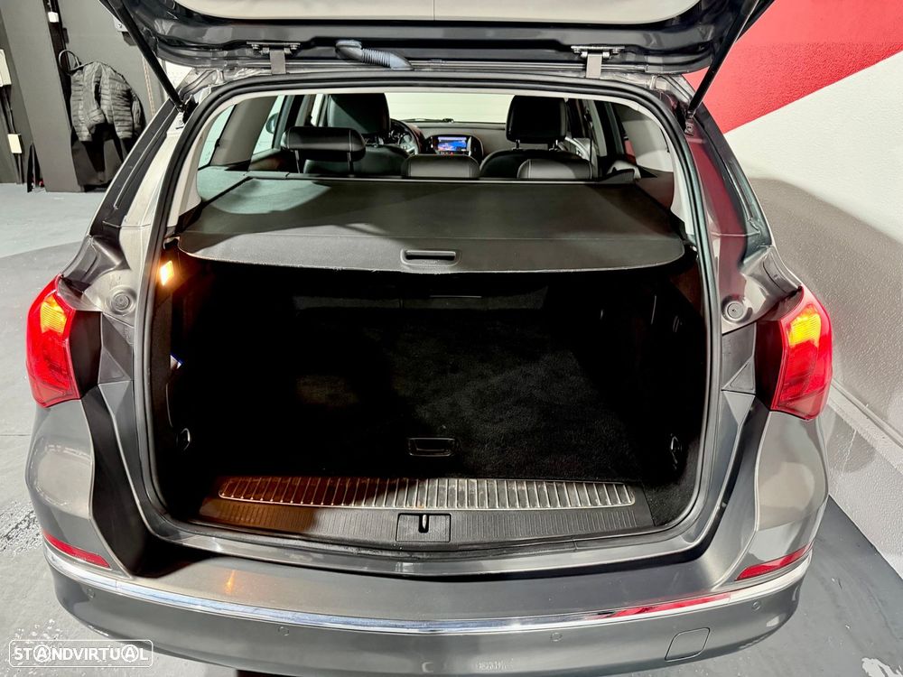 Opel Astra 1.6 CDTI Cosmo Start/Stop - 28