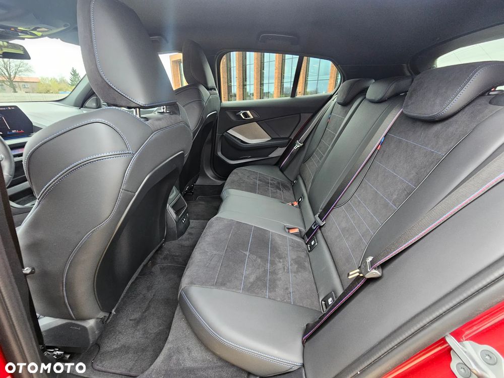 BMW Seria 1 123 mHEV xDrive - 12