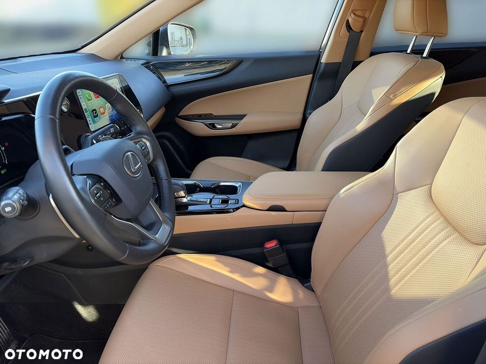 Lexus NX 350h Prestige 2WD - 15
