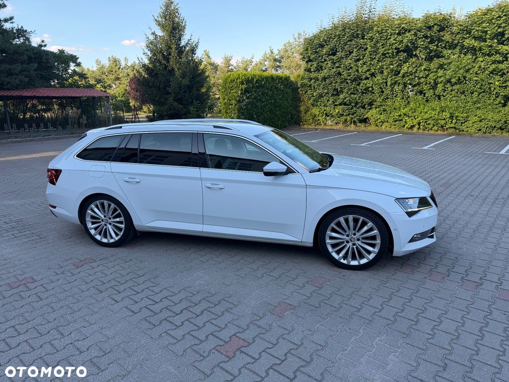 Skoda Superb 1.5 TSI ACT L&K DSG - 4