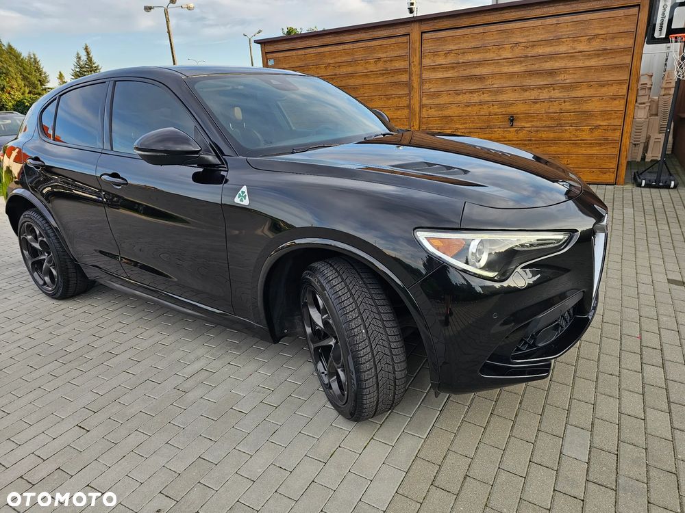 Alfa Romeo Stelvio - 35