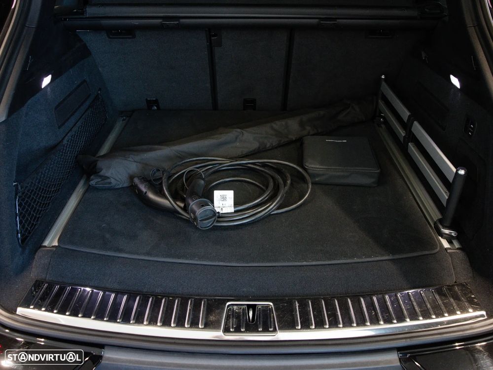 Porsche Cayenne S E-Hybrid - 18