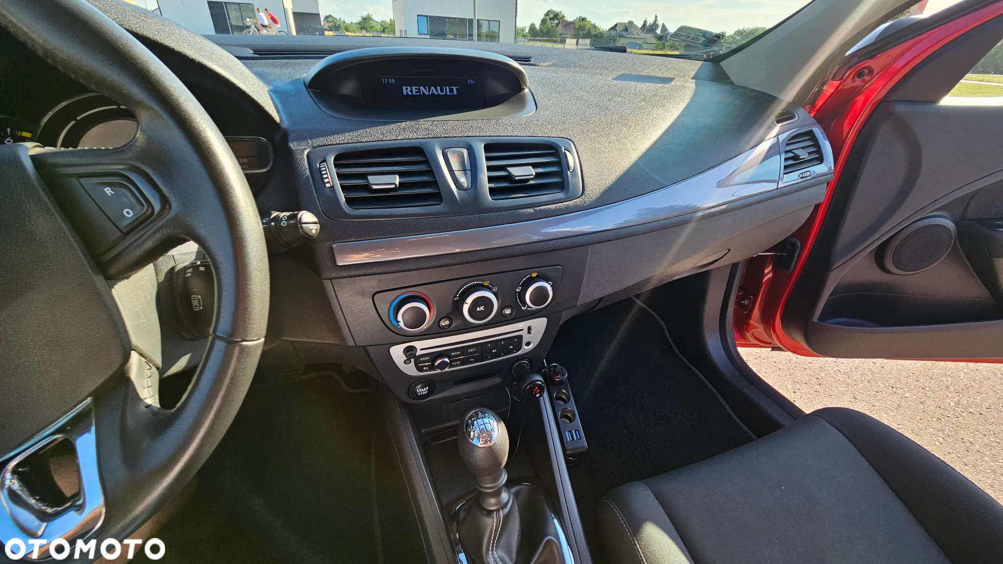 Renault Megane Grandtour ENERGY TCe 115 Start & Stopp LIMITED - 12