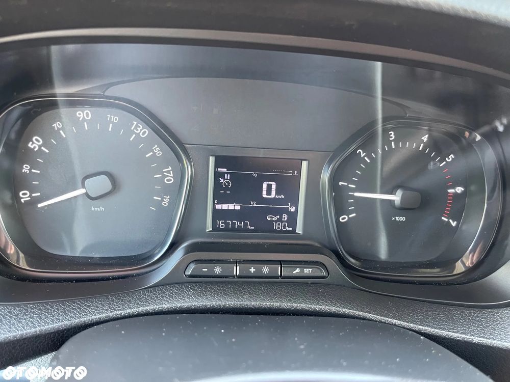 Peugeot Expert - 16