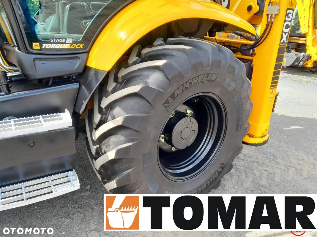 JCB 3CX - 18