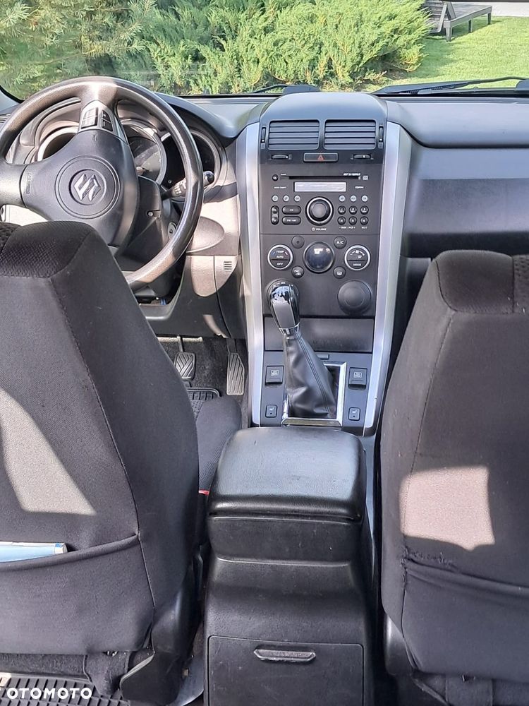 Suzuki Grand Vitara 2.0 Comfort - 9