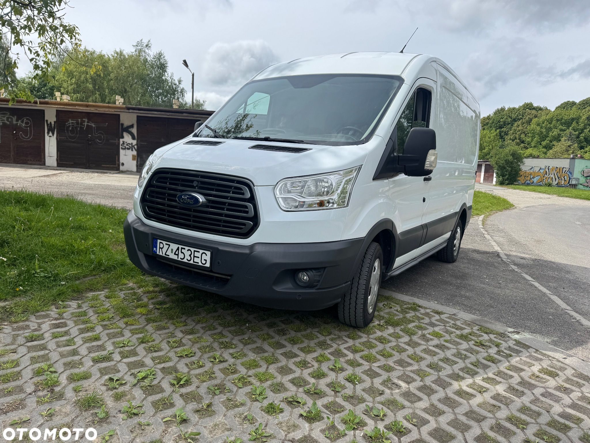 Ford TRANZIT - 1