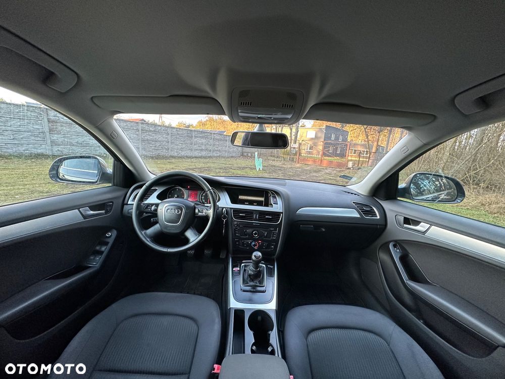 Audi A4 Limousine - 7