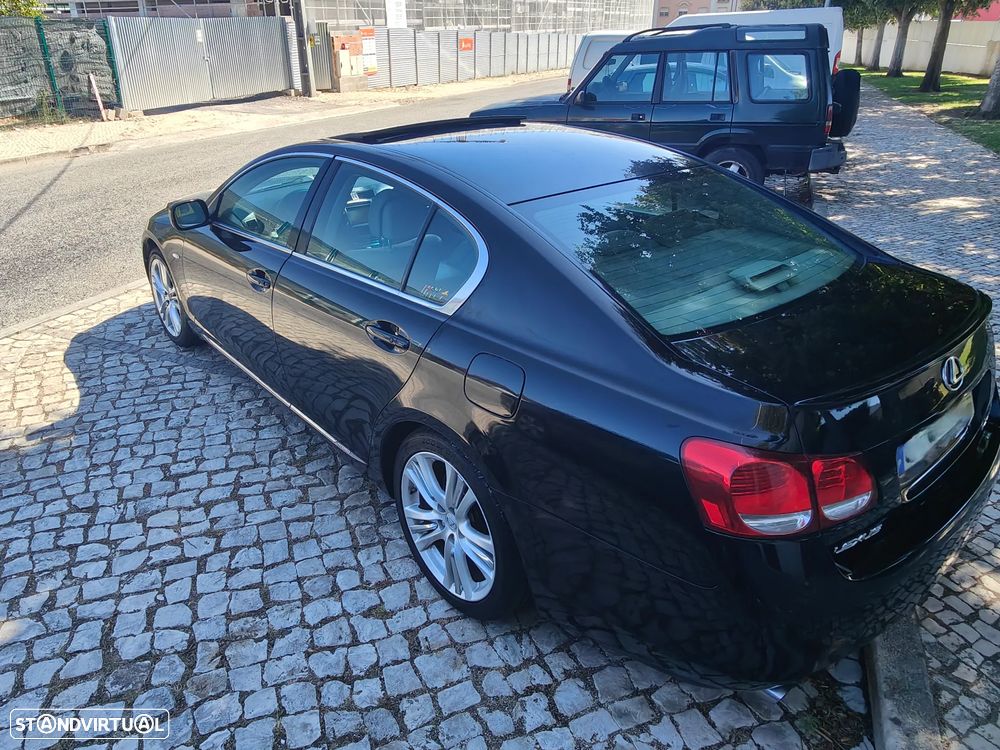 Lexus GS 450h 36 - 9