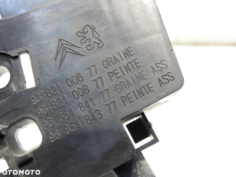 KLAMKA DRZWI PRZESUWNYCH PRAWA CITROEN BERLINGO II 9682100677 - 5