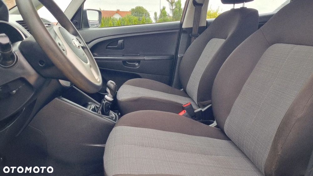Kia Venga 1.4 CVVT Attract - 12