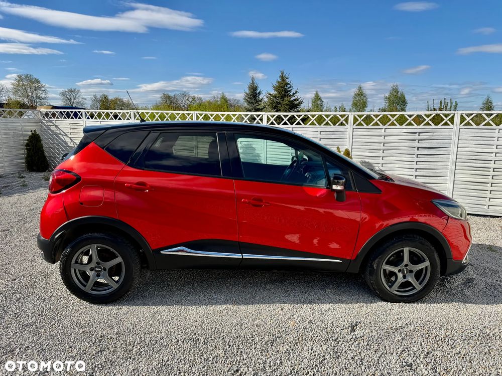 Renault Captur 1.2 TCe Helly Hansen EDC - 26