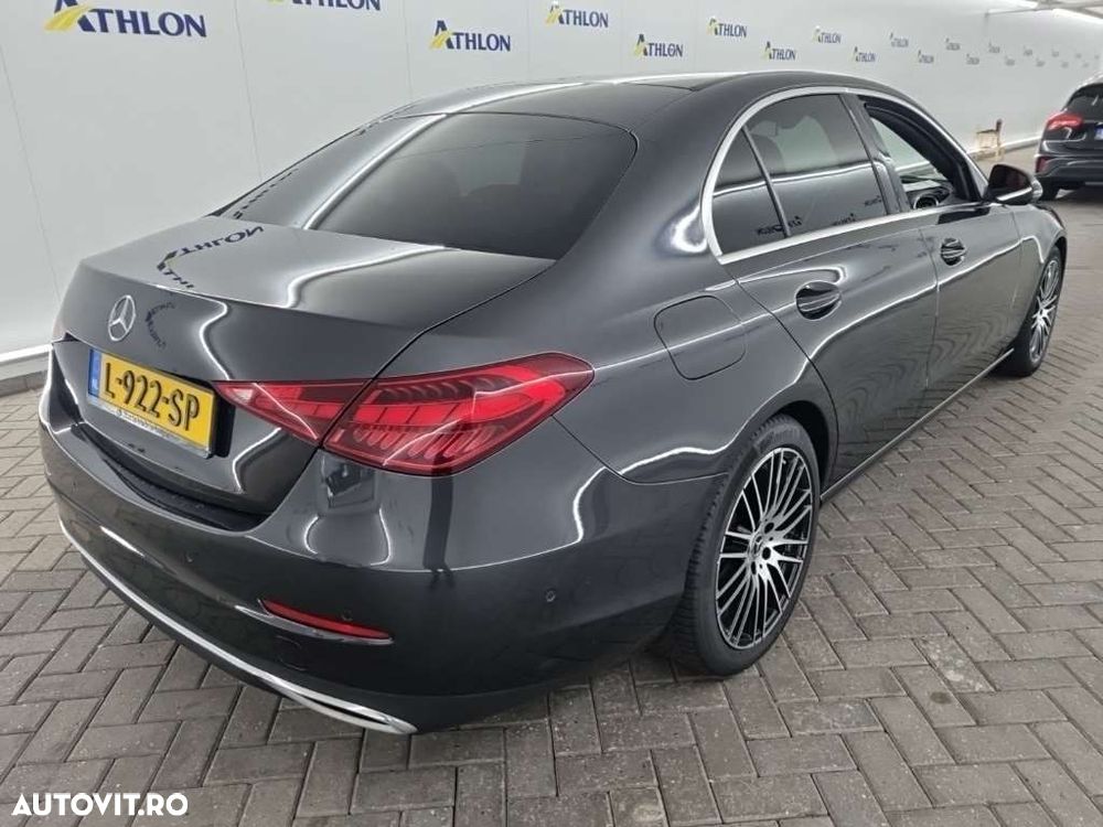 Mercedes-Benz C - 5
