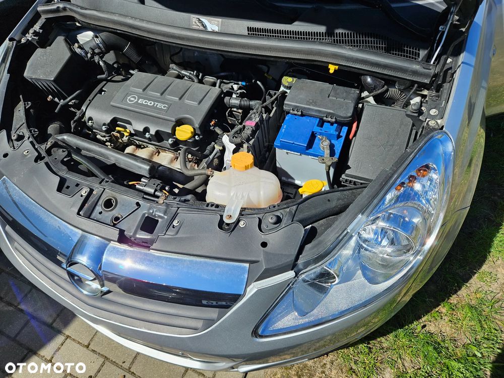 Opel Corsa - 25