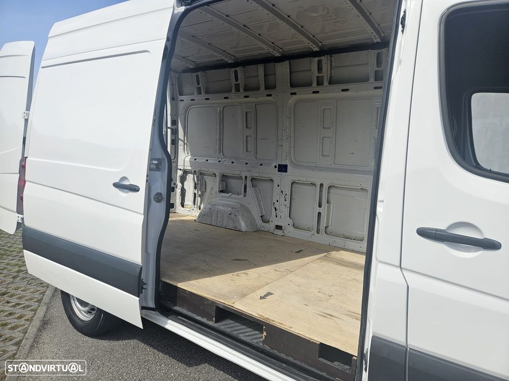 VW CRAFTER 2.0 CC TDi 140 CV - 7