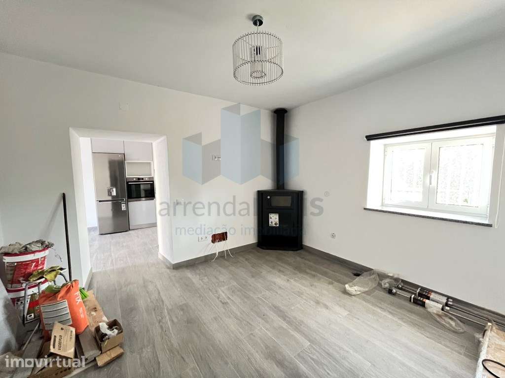 Arrenda-se moradia T2+1 totalmente remodelada em Condeixa, Ega - Grande imagem: 5/16