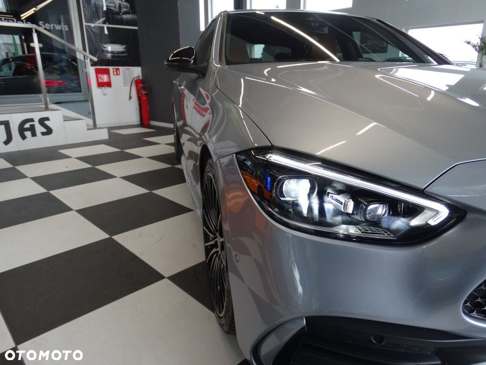 Mercedes-Benz Klasa C - 32