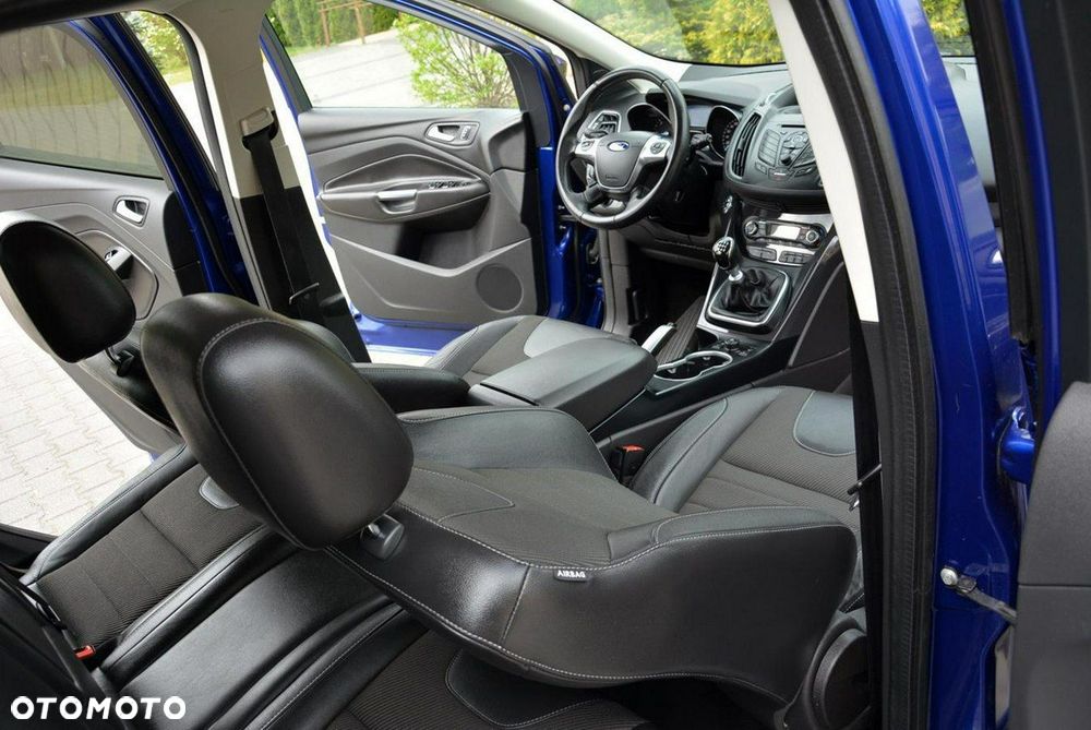 Ford Kuga 2.0 TDCi 4x4 Titanium - 17
