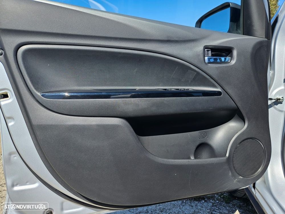 Mitsubishi Space Star 1.2 Intense - 42