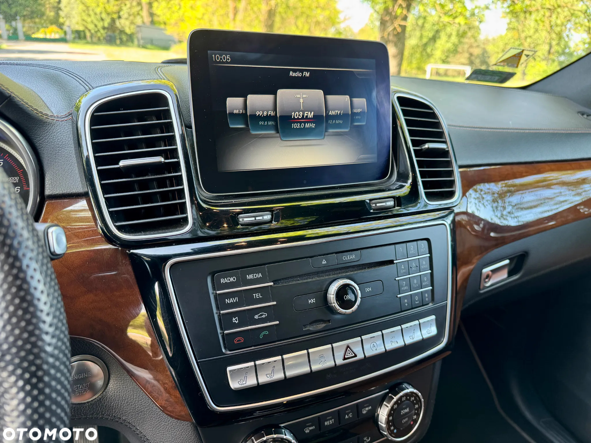 Mercedes-Benz GLS 350 d 4-Matic - 36