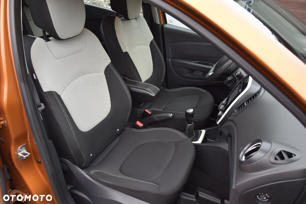 Renault Captur 0.9 Energy TCe Intens EU6 - 7