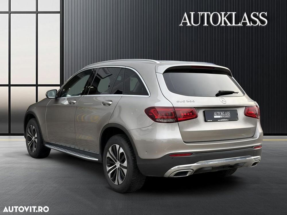 Mercedes-Benz GLC 200 4MATIC - 3