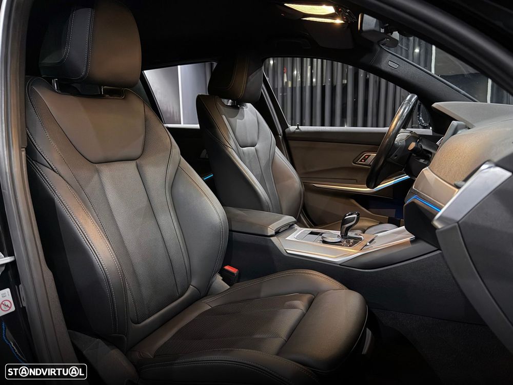 BMW 320 e Line Sport Auto - 40