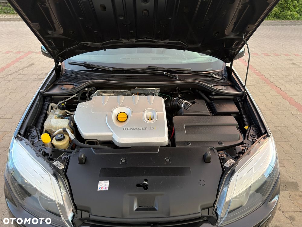 Renault Laguna 2.0 T Bose Edition - 32