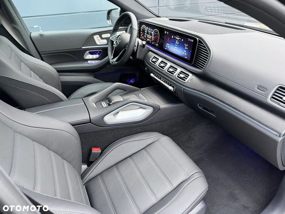 Mercedes-Benz GLE - 19