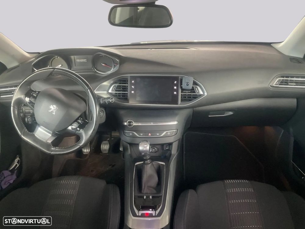 Peugeot 308 1.2 PureTech Allure - 6