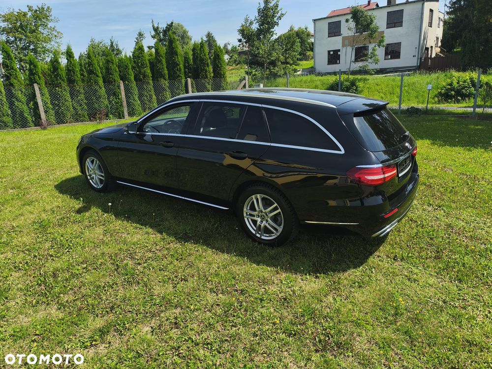 Mercedes-Benz Klasa E 220 d 9G-TRONIC Avantgarde - 18